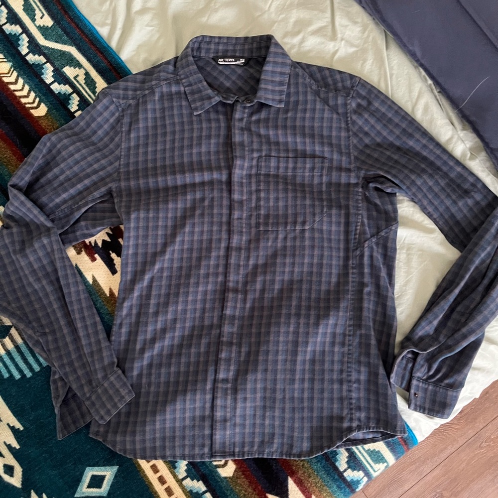 Arc’teryx Plaid Long Sleeve Button Up Shirt